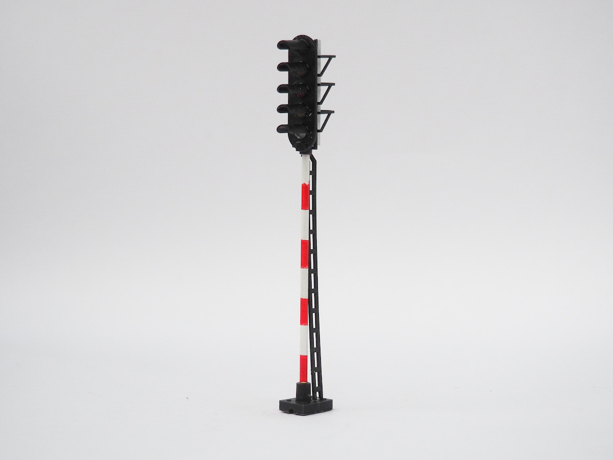 Loco.Engineering Wireless (Bluetooth and WiFi) decoders for railway